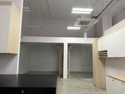 Oxley Bizhub (D14), Factory #575753181